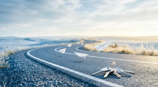 Représentation symbolique de la liberté de résiliation en assurance automobile